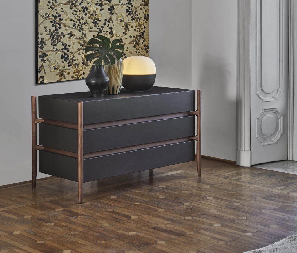 Porada Regent chest of drawers
